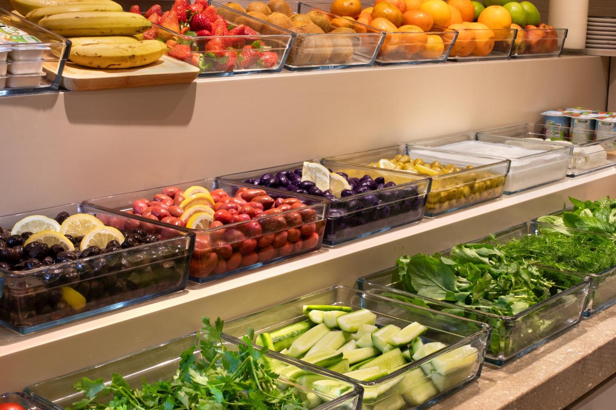 Bentley Hotel Old City-Special Class Istanbul Eksteriør bilde A salad bar